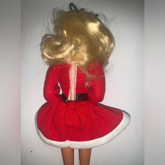 Vintage 1992 Holiday Hostess Christmas Barbie - Picture 3 of 4
